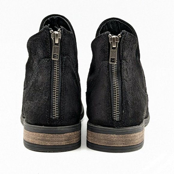 Born Women Arula Distressed Black Suede Western ankle boots size 6M NEW - Picture 3 of 9